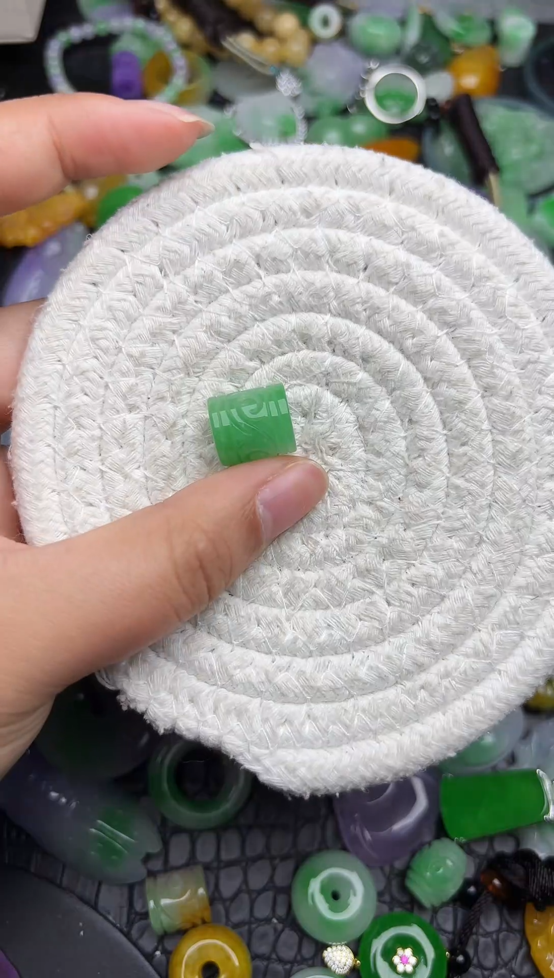 颈饰未镶嵌翡翠缅甸翡翠吊坠