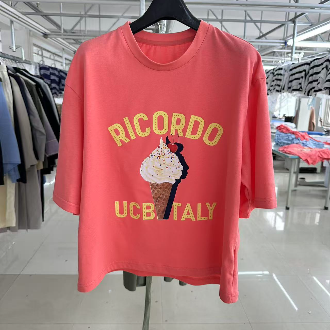 25年夏季新款女士休闲宽松简约短袖印花纯棉T恤