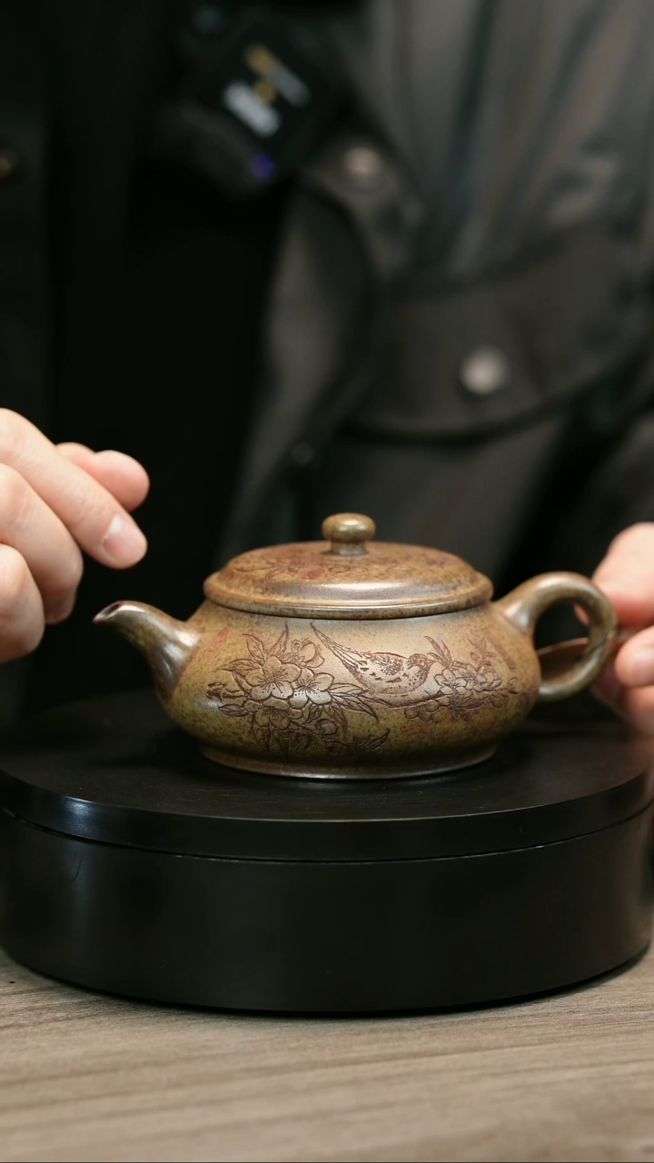 茶壶紫砂蘇**识H1917李琴柴烧刻绘明炉