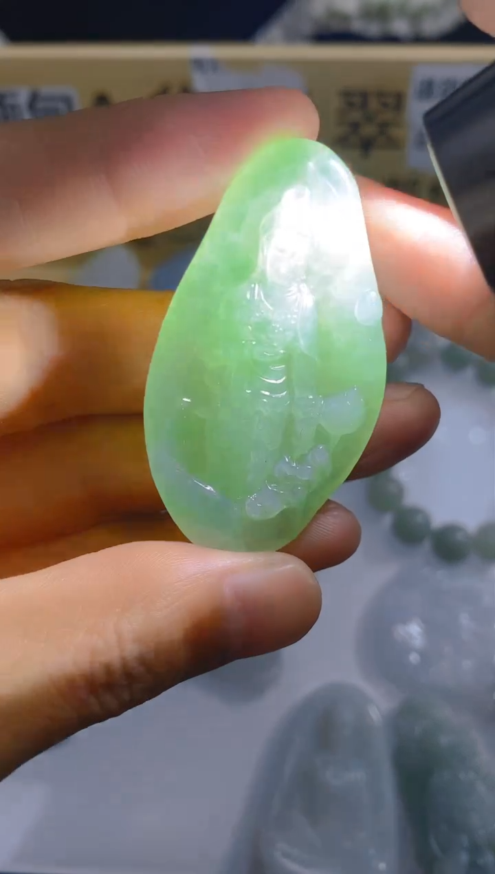 【闪购商品】定制翡翠未镶嵌LY023381
