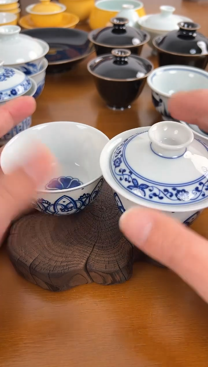 【闪购商品】照夜白青花宝象盖碗套组