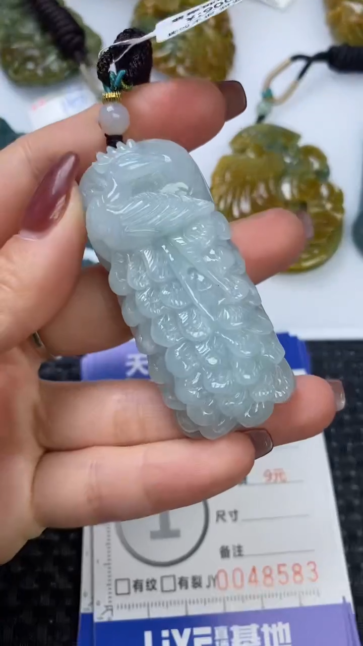 【闪购商品】翡翠颈饰未镶嵌1111111111111111