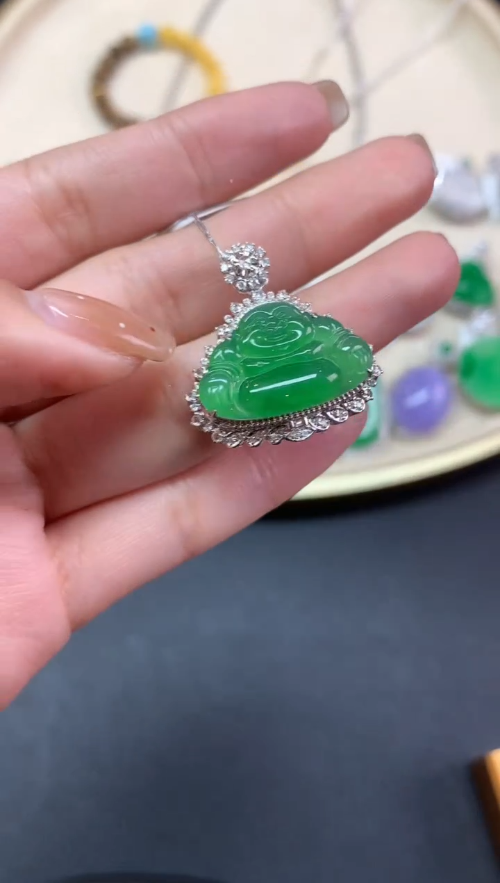 【闪购商品】翡翠吊坠(不含链)18K金镶嵌吊坠A526|12800