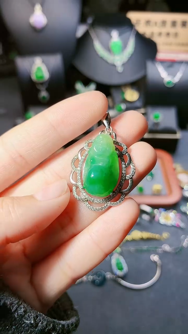 【闪购商品】翡翠吊坠(不含链)银S925镶嵌吊坠