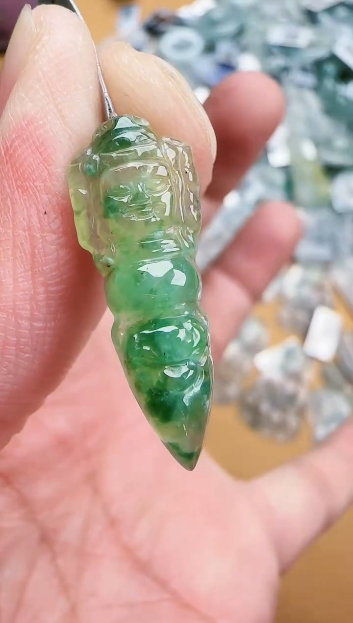 【闪购商品】翡翠颈饰未镶嵌缅甸天然翡翠