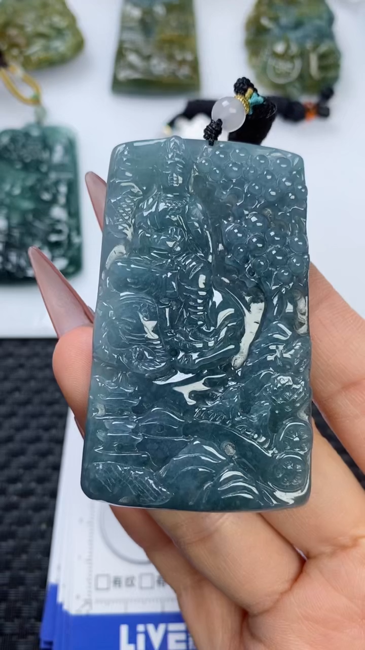 【闪购商品】翡翠颈饰未镶嵌111111111111111