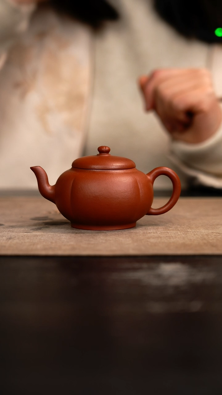 【闪购商品】紫砂茶壶大红袍宫灯115cc