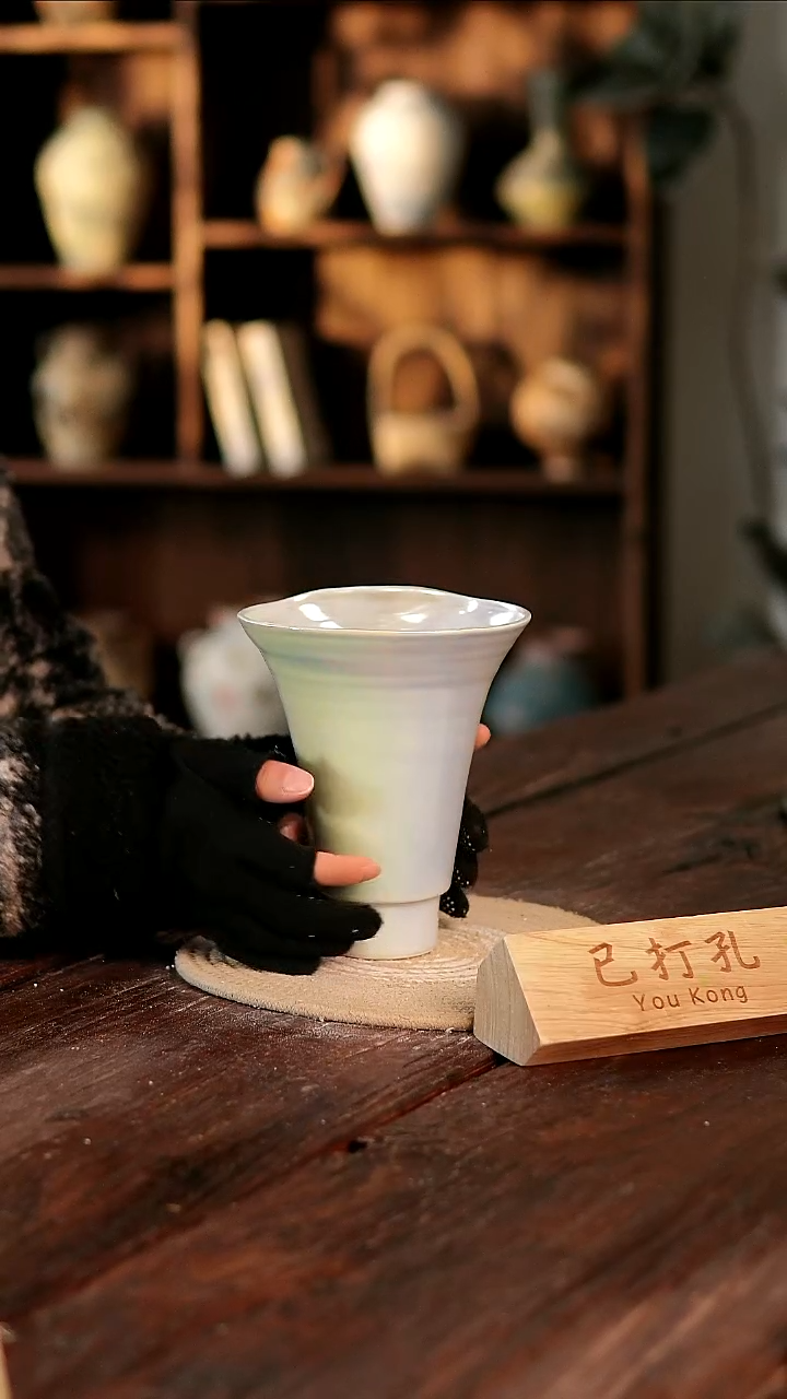 摆件30-169高18口15误差2已打孔