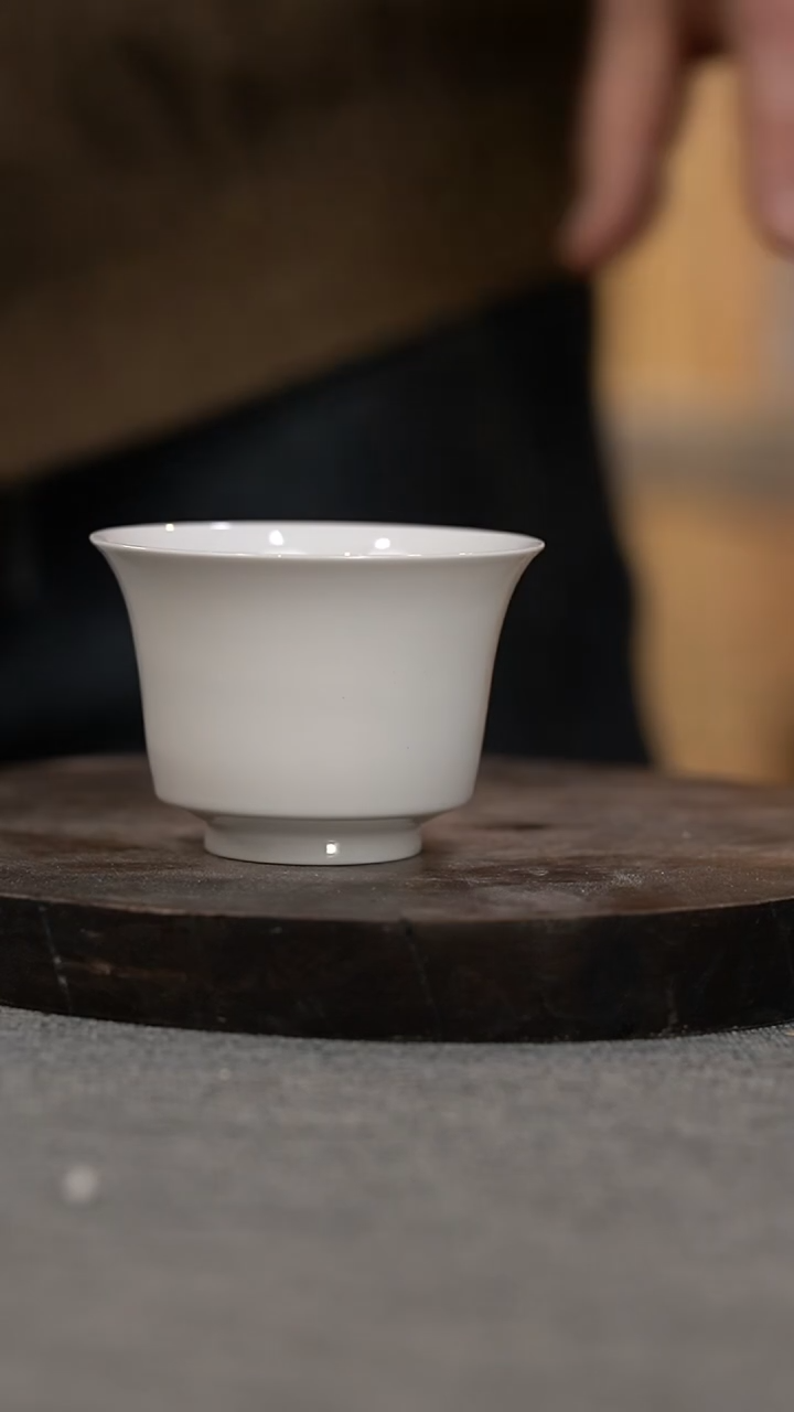 【闪购商品】微瑕福利微瑕福利柴窑马蹄杯没线