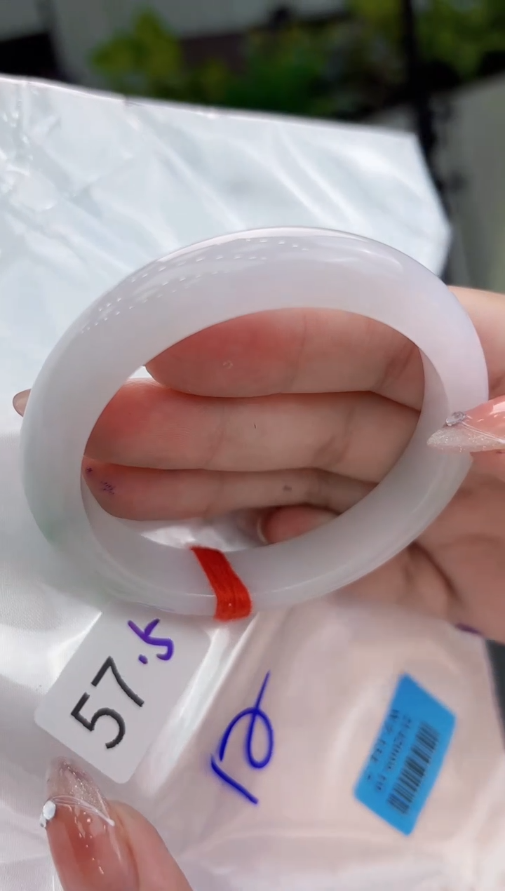 【闪购商品】翡翠手镯未镶嵌翡翠手镯