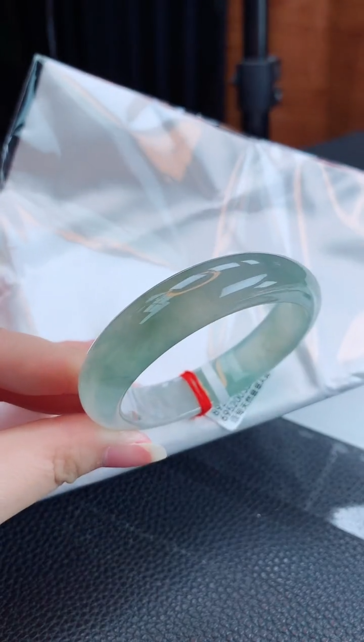 【闪购商品】翡翠手镯未镶嵌缅甸天然翡翠A货手镯