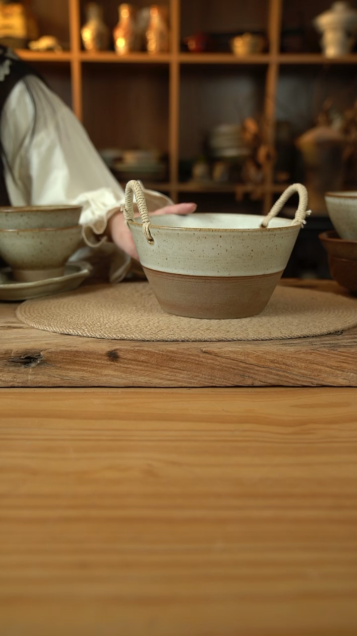 奶奶系列的7.5英寸拼色麻绳桶1个