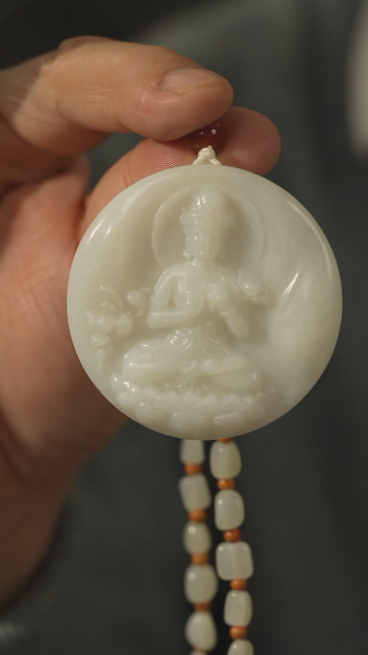 颈饰未镶嵌和田玉大势至