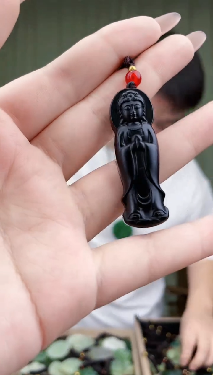 和田玉未镶嵌挂件李****观拍一发一，多样性发货！