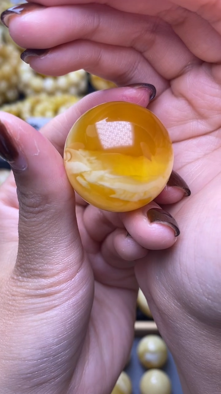 【闪购商品】琥珀裸石未镶嵌蜜蜡.45