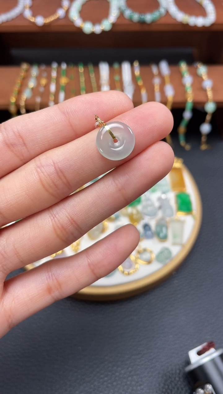 【闪购商品】翡翠吊坠(不含链)18K金镶嵌一个  JK645