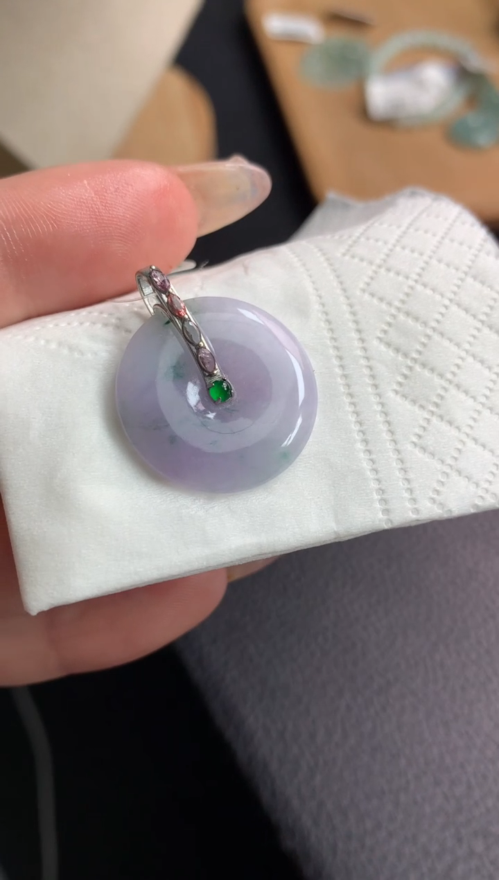 【闪购商品】翡翠颈饰18K金镶嵌48小时鉴赏期