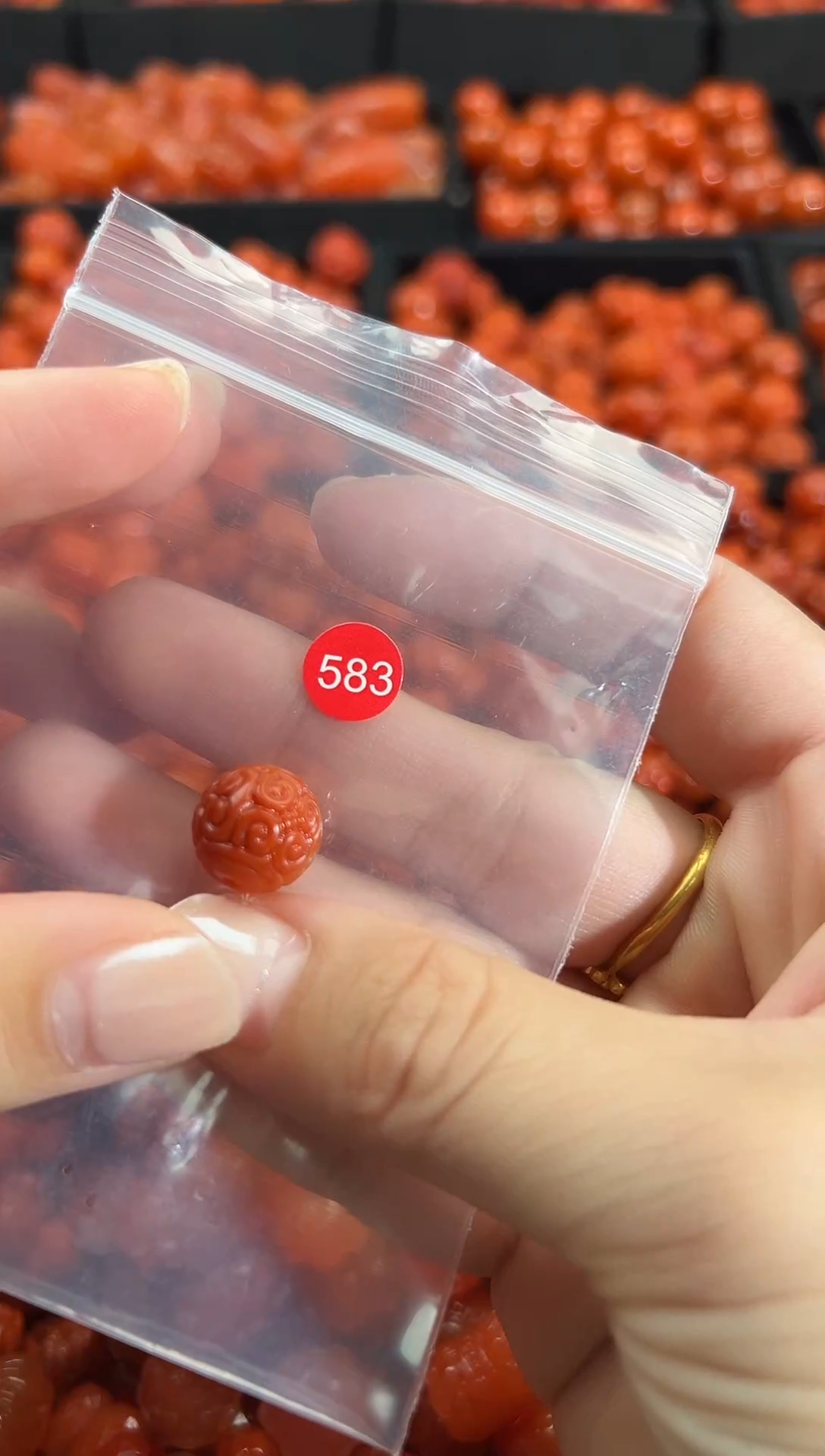 颈饰未镶嵌南红玛瑙1