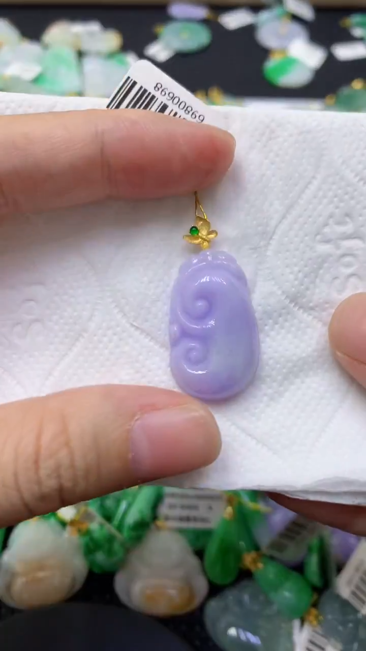 颈饰18K金镶嵌翡翠天然缅甸翡翠A货