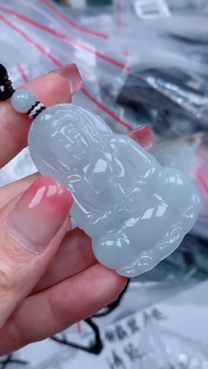 翡翠未镶嵌颈饰吊坠