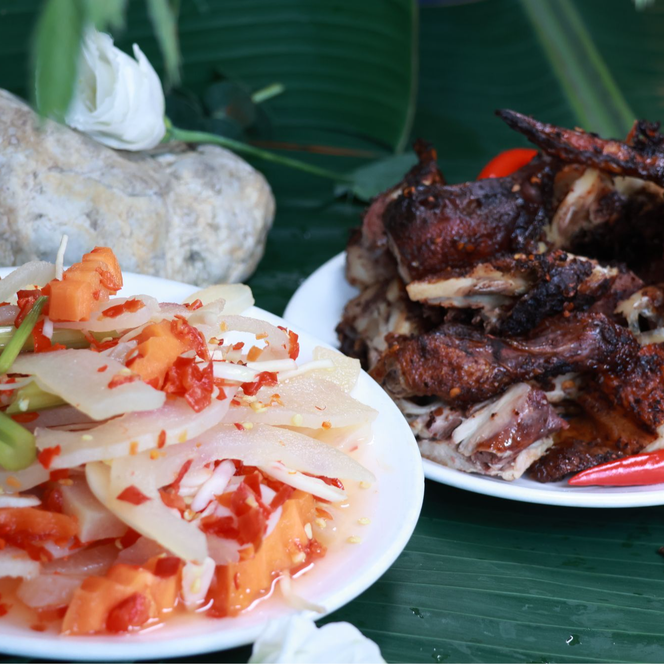 【家人都爱吃的烤鸡】麻辣烤鸡/1只+秘制牛皮/1份