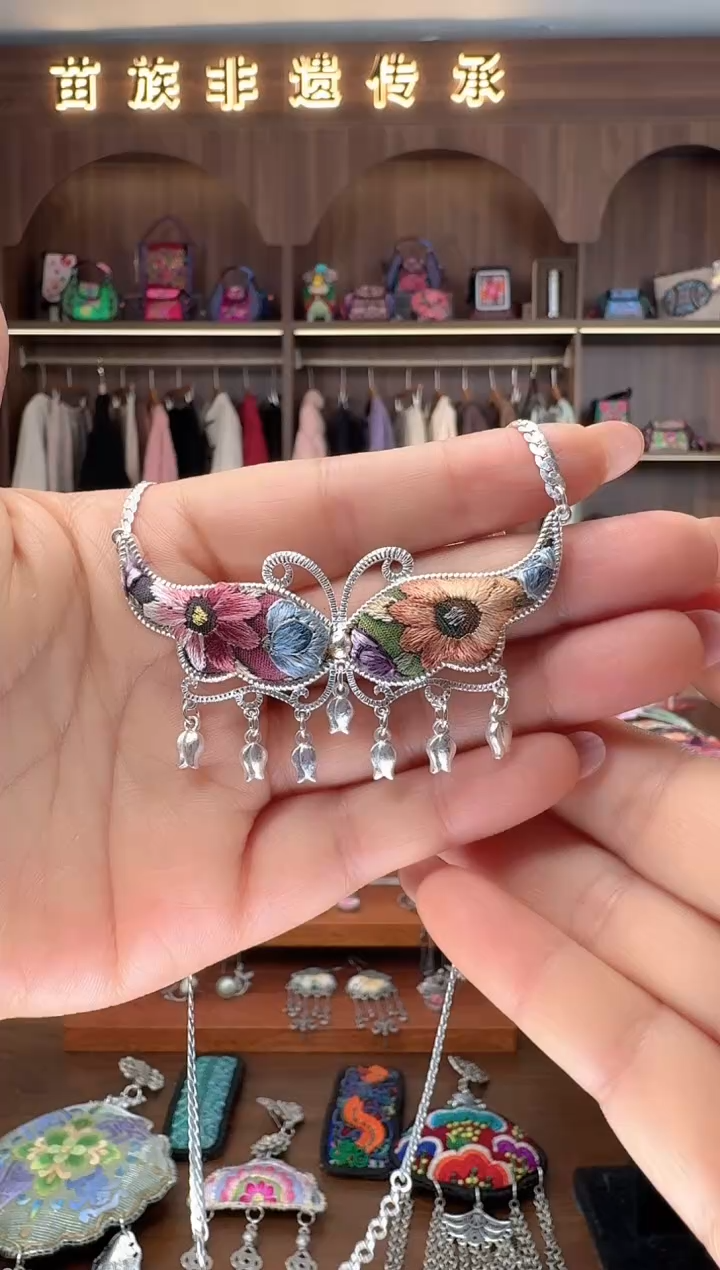 刺绣扶光苗绣传承9