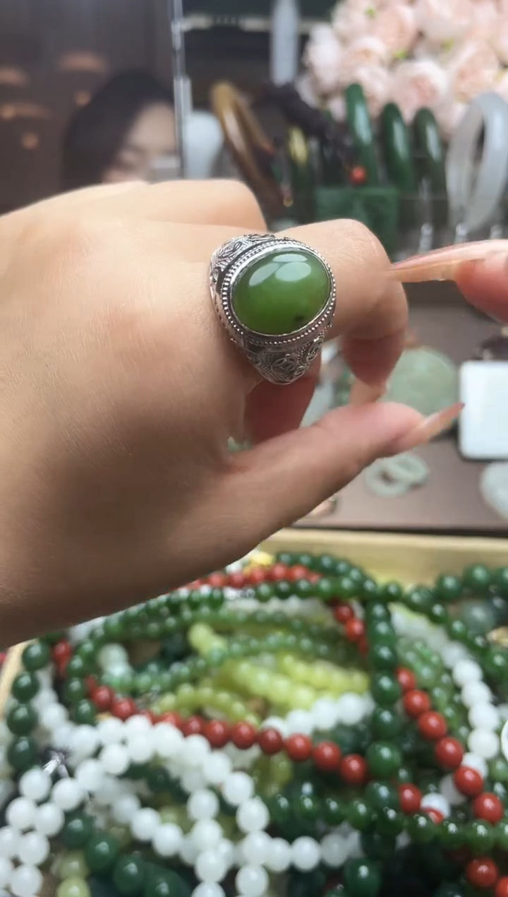 颈饰银S925镶嵌和田玉和田玉吊坠多样性拍一发一