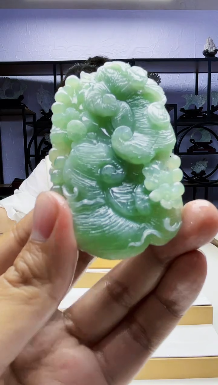 【闪购商品】定制翡翠未镶嵌毛货01240052