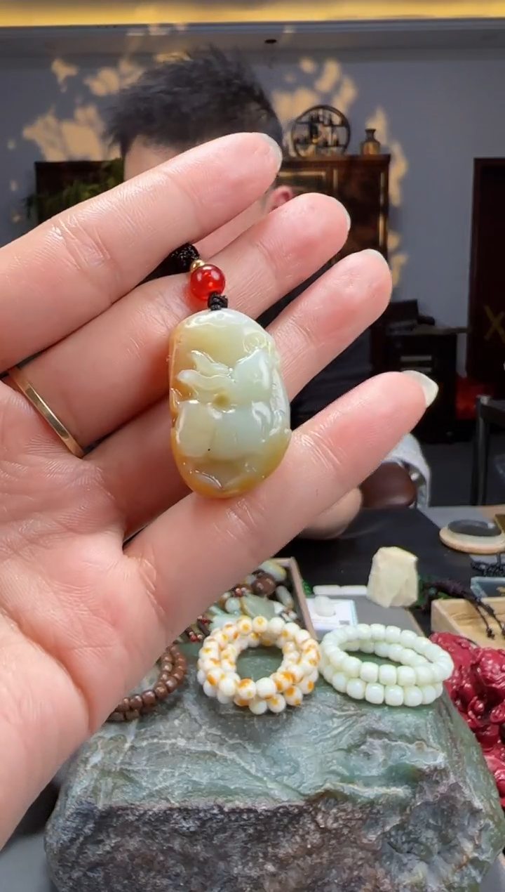 【闪购商品】和田玉颈饰未镶嵌拍一发一多样性发货