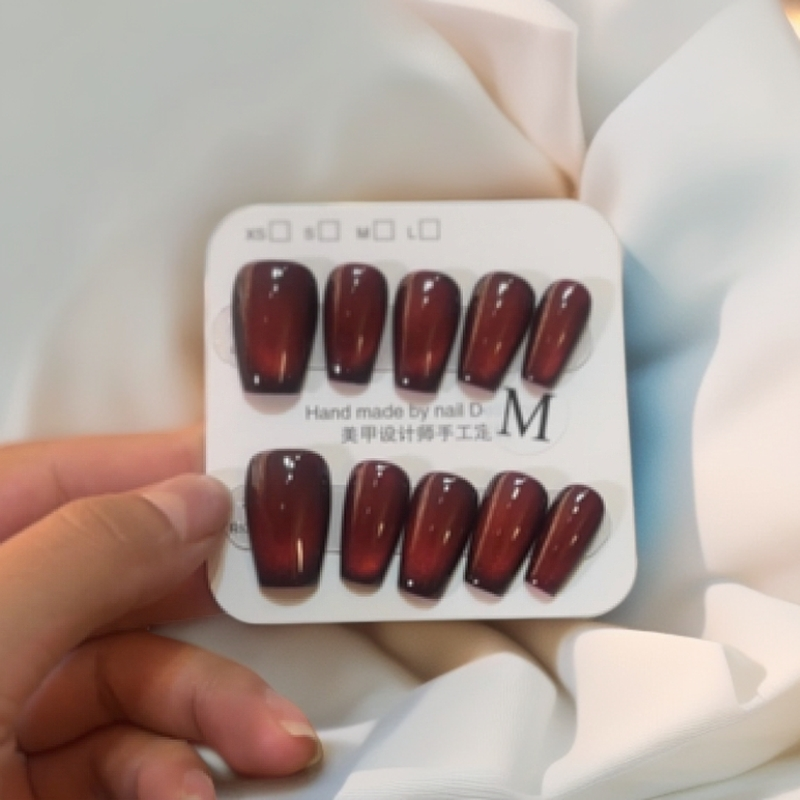 酒红猫眼穿戴甲显白简约气质美甲假指甲贴片手工