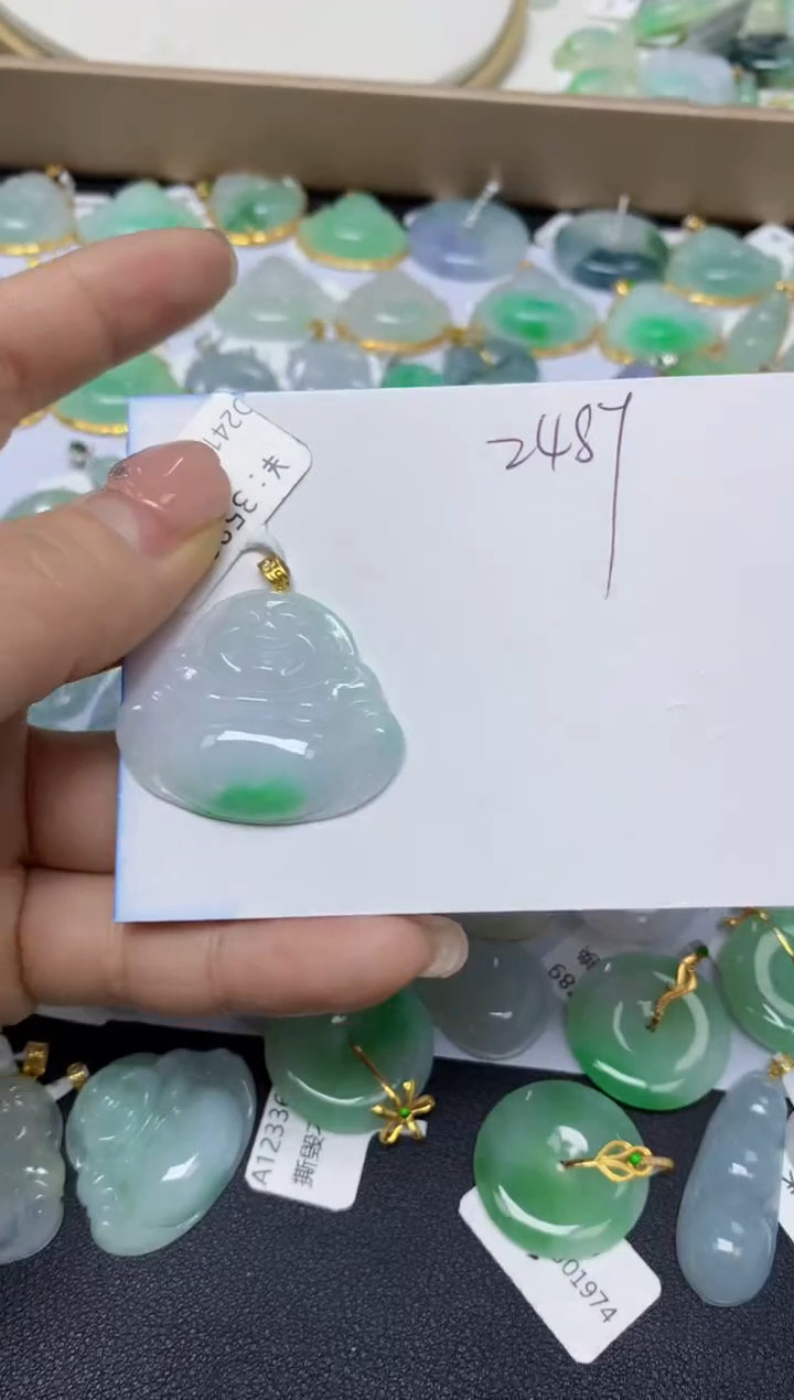 【闪购商品】翡翠挂件18K金镶嵌 天然翡翠A货