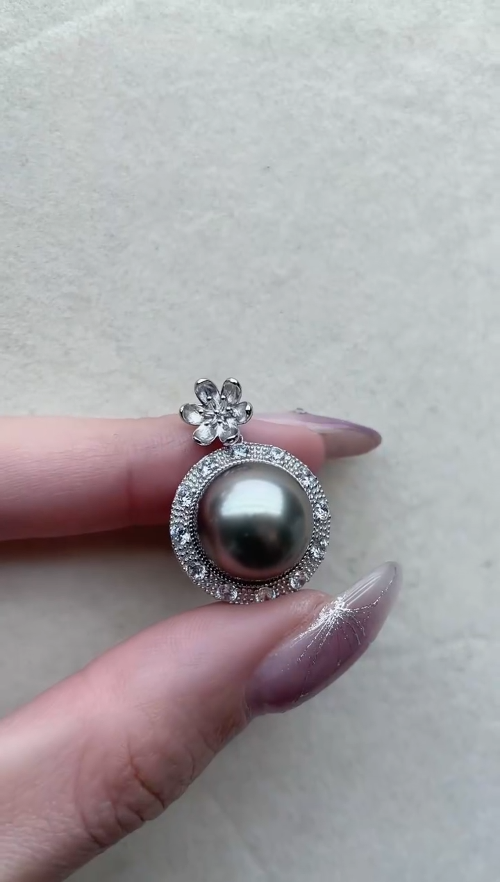 【闪购商品】海水珍珠吊坠银S925镶嵌97