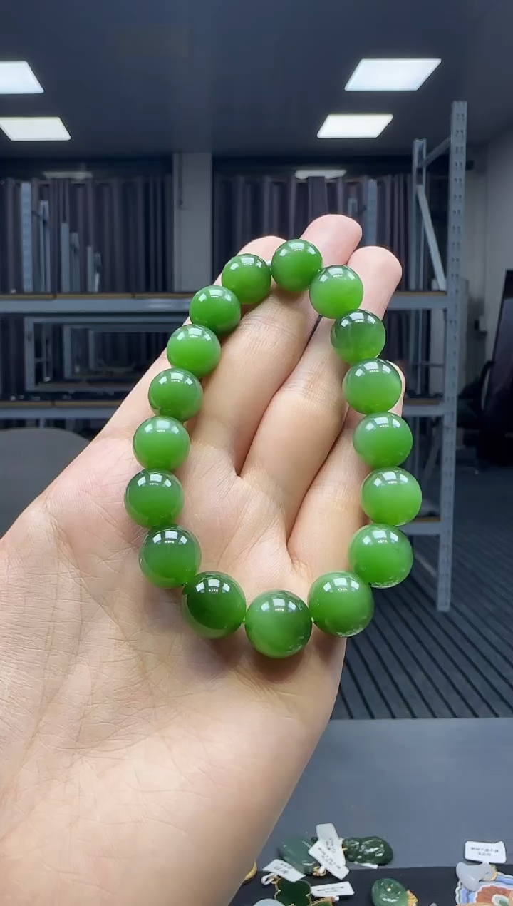 未镶嵌手串和田玉1