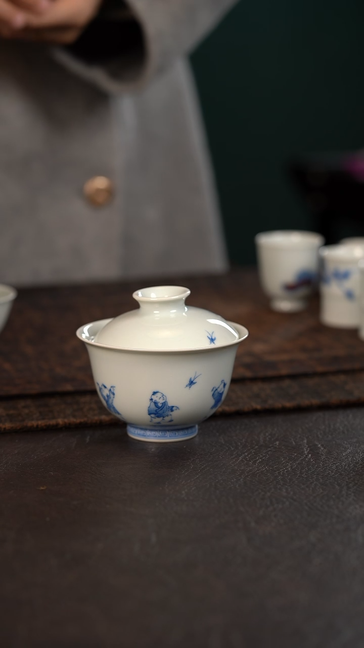 【闪购商品】杯聚澜堂童子扑蝶盖碗