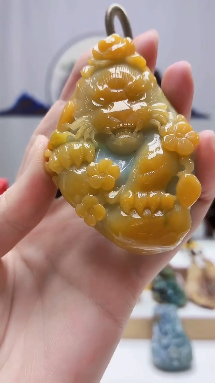未镶嵌定制翡翠5060zm-毛货挂件虎牌222