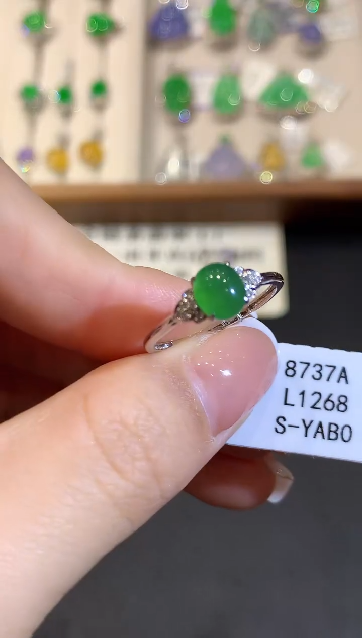 翡翠戒指18K金镶嵌L1268多样性发其一
