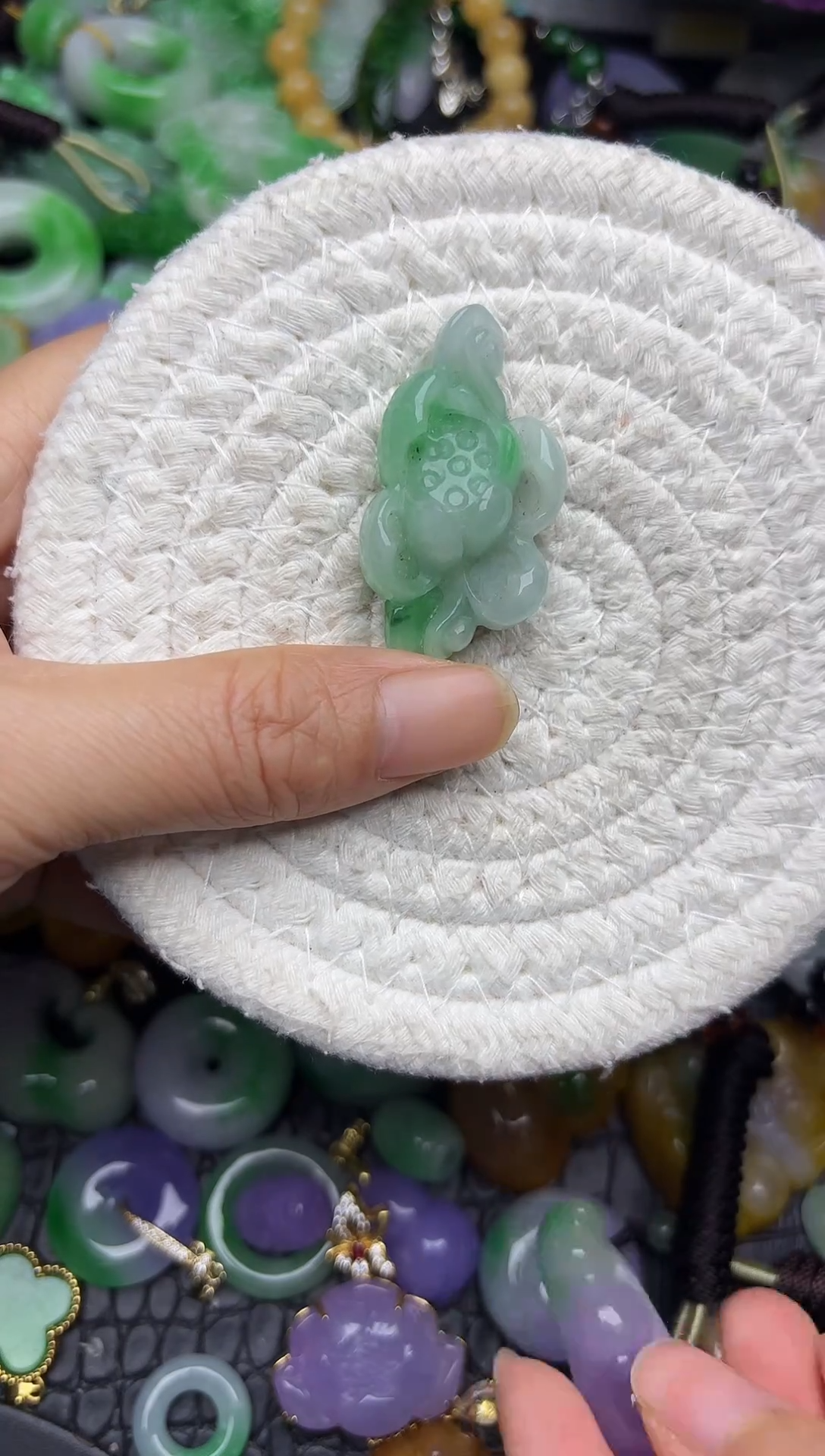 颈饰未镶嵌翡翠缅甸翡翠吊坠