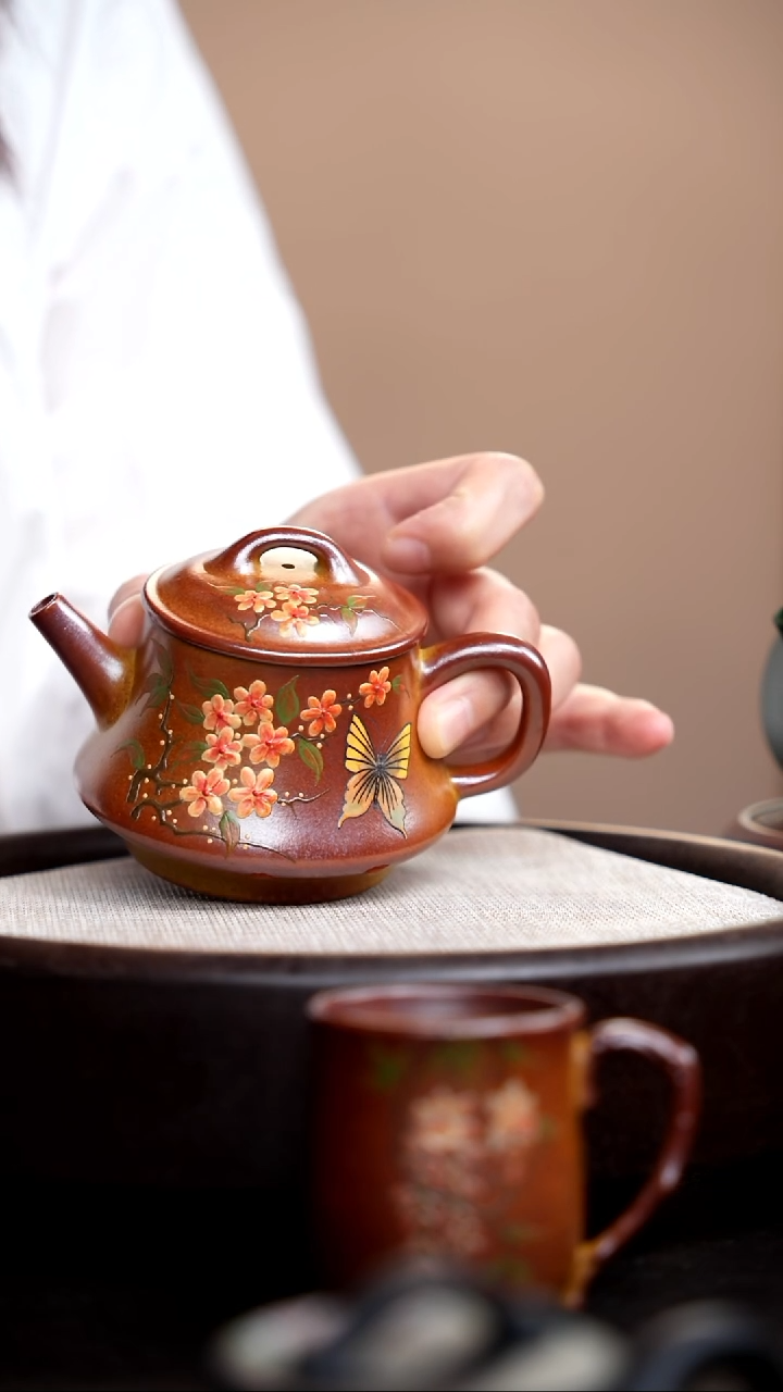 茶壶紫砂柴烧隐瓢泥绘蝶恋花