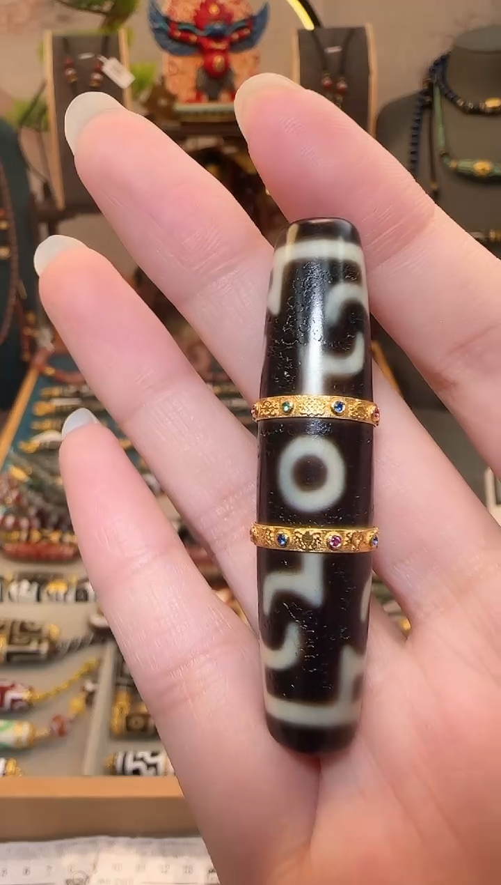 【闪购商品】玛瑙吊坠18K金镶嵌吊坠