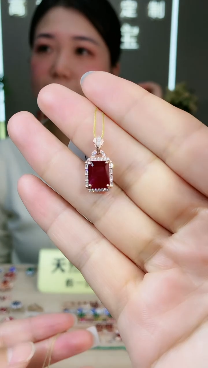 【闪购商品】红宝石颈饰银S925镶嵌颈饰