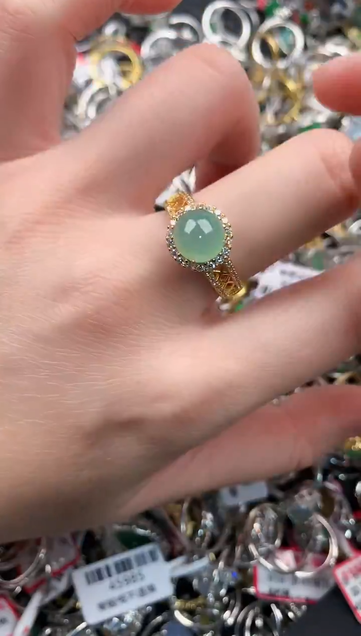 银S925镶嵌戒指翡翠888               10