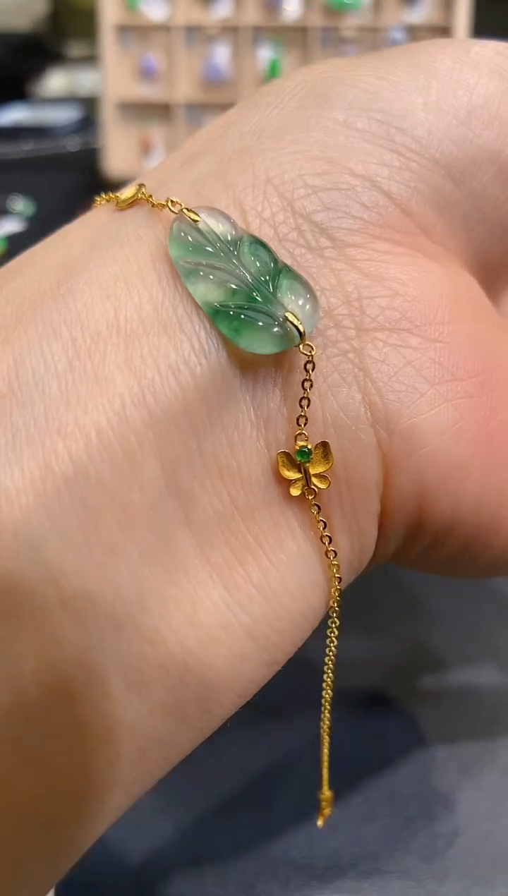 翡翠18K金镶嵌吊坠(不含链)叶子