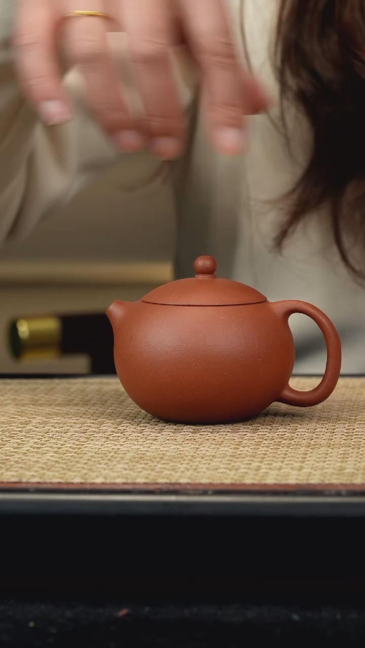 【闪购商品】紫砂茶壶小红泥纳底西施170cc