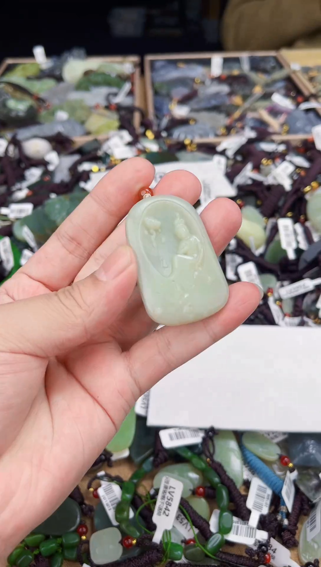 颈饰未镶嵌和田玉1