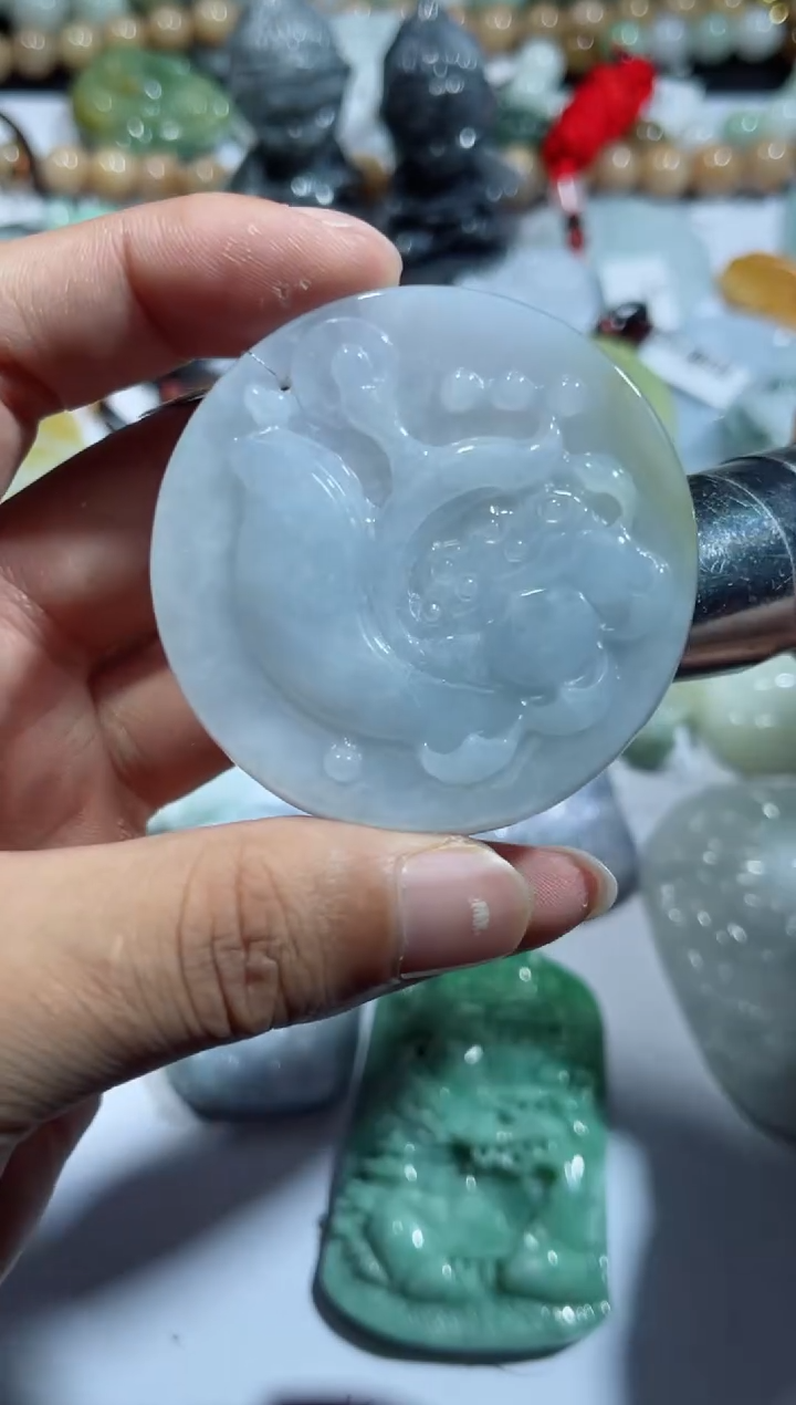 【闪购商品】翡翠颈饰未镶嵌00005940