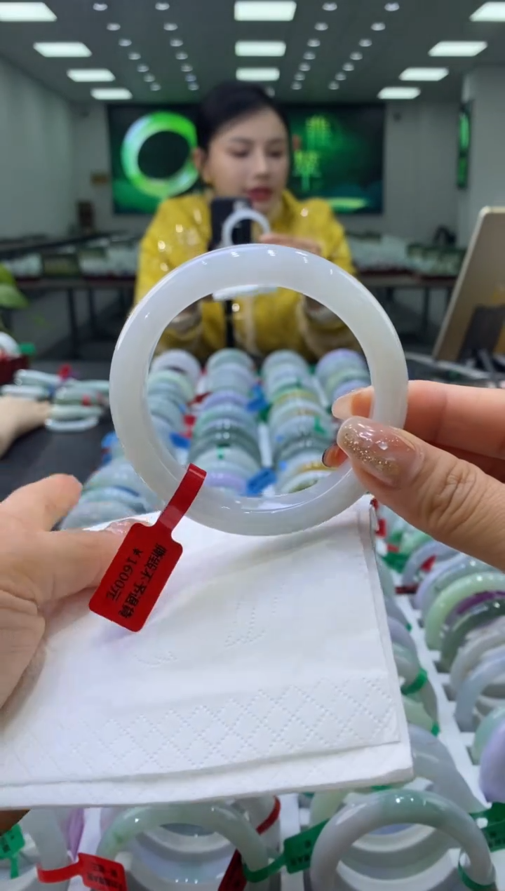 未镶嵌手镯翡翠00005454