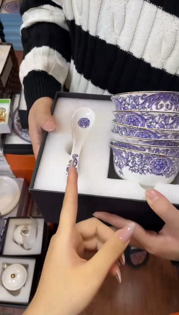 杯鸿辉家品牌瓷器，京东包邮！