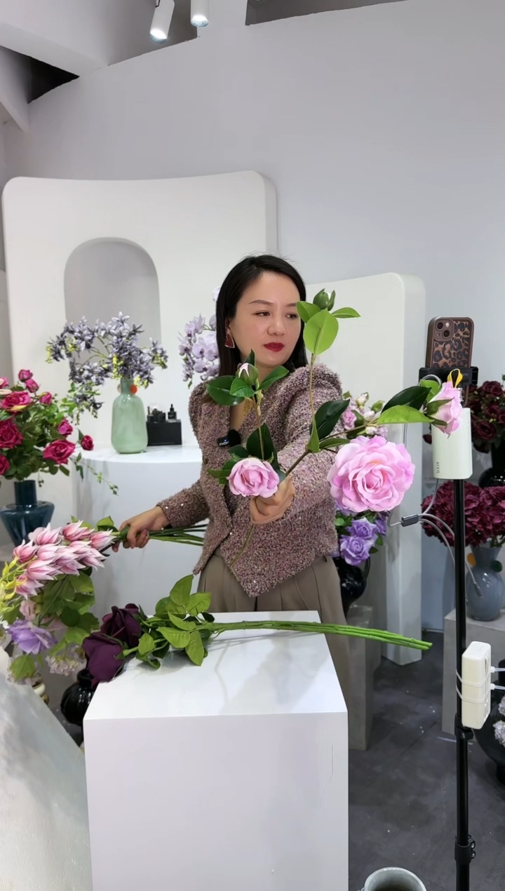 【闪购商品】藤一支粉色山茶玫瑰