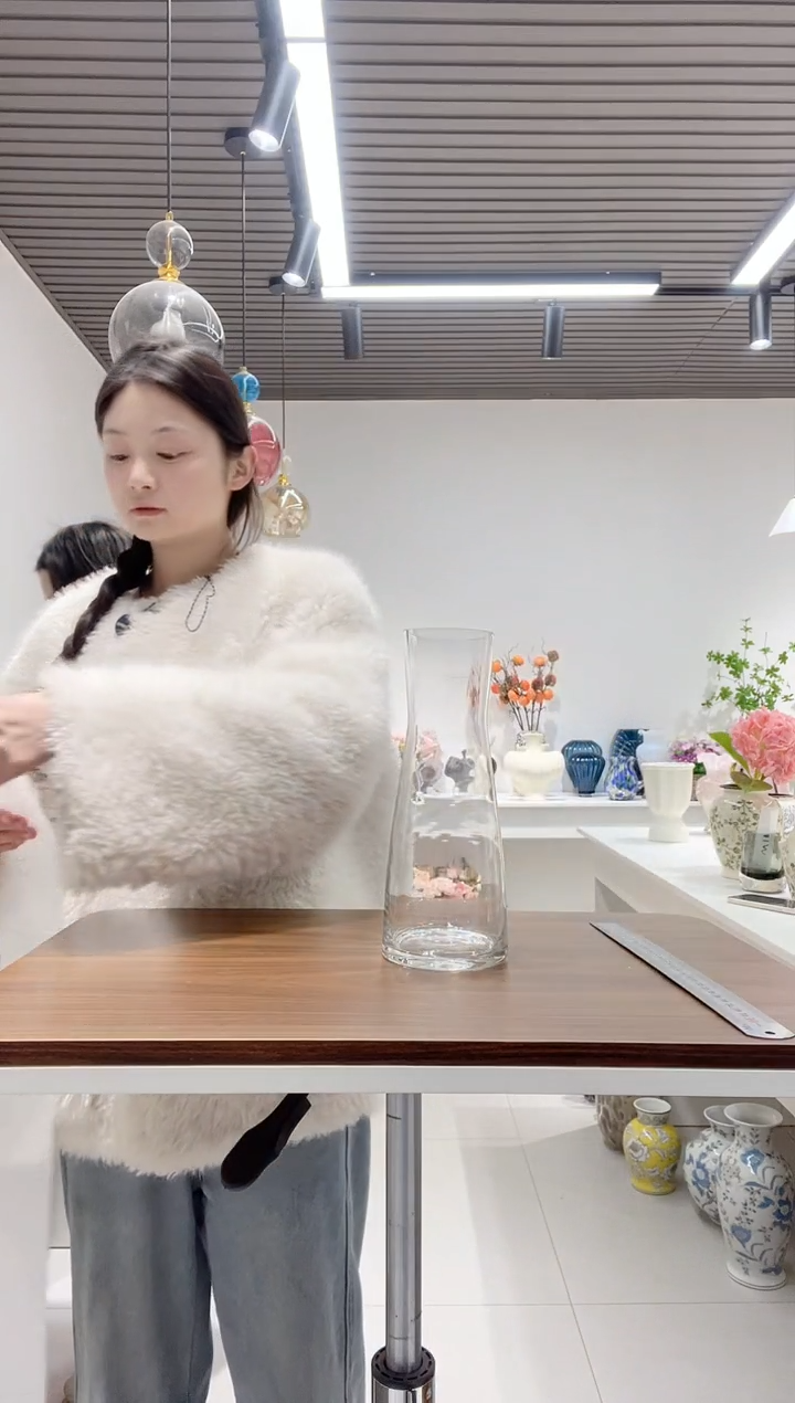 【闪购商品】玻璃W21透明孤品