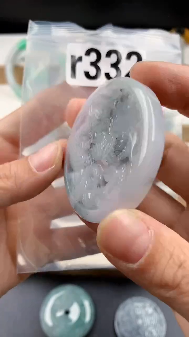 颈饰未镶嵌翡翠天然翡翠吊坠挂件